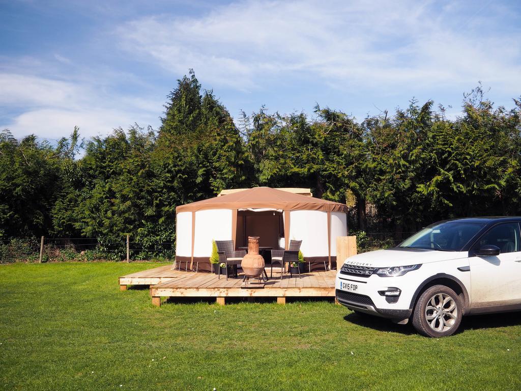 Old Dairy Farm Glamping Hotel Emsworth Bagian luar foto