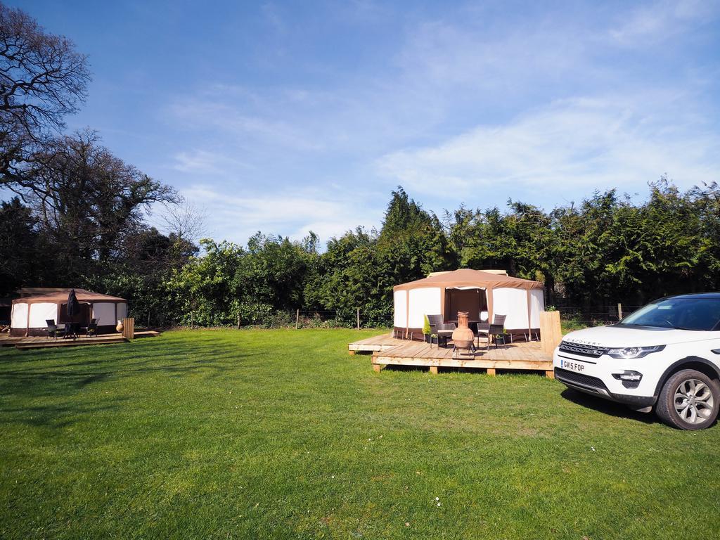 Old Dairy Farm Glamping Hotel Emsworth Bagian luar foto
