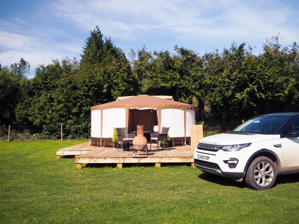 Old Dairy Farm Glamping Hotel Emsworth Bagian luar foto
